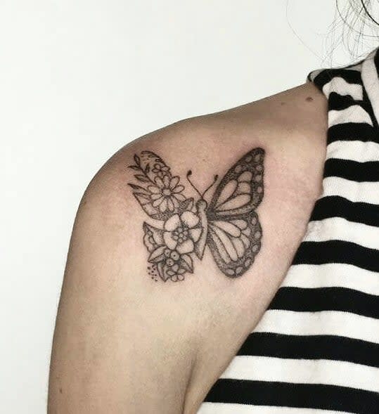 Tatouages d'épaules de petits papillons Tatouage de Soleotzet